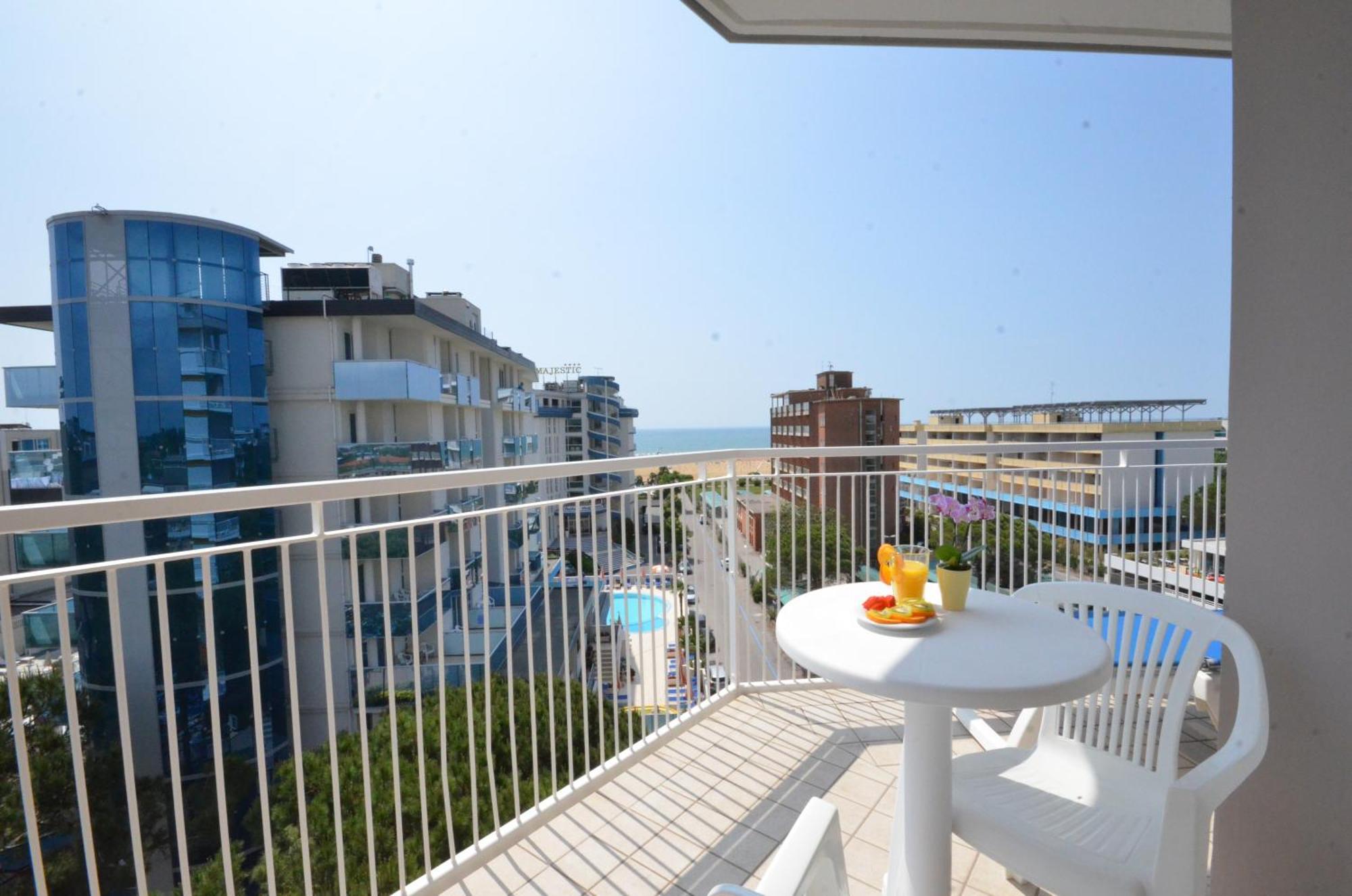 Hotel Luna Bibione Extérieur photo