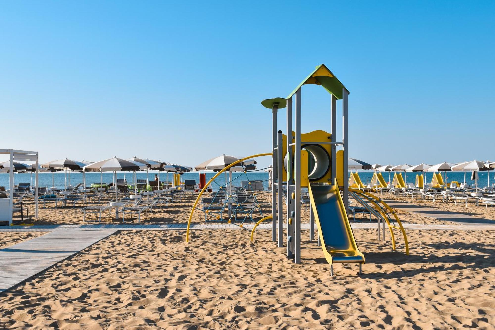 Hotel Luna Bibione Extérieur photo
